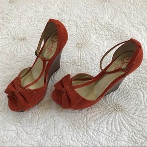 Seychelles/Anthro Carriage Suede T-Strap Size 8.5